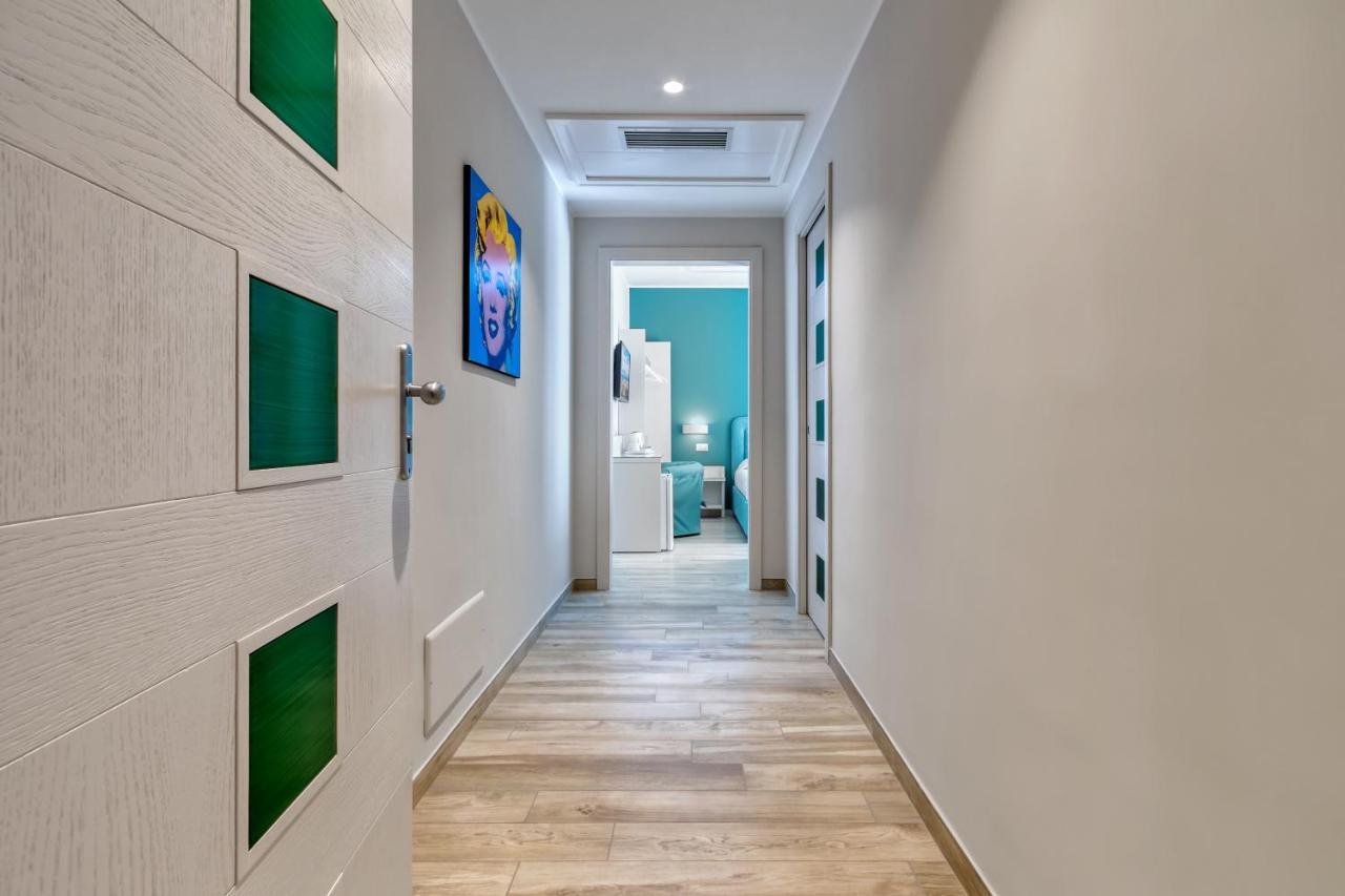Tiffany Suites Sorrento Exterior photo